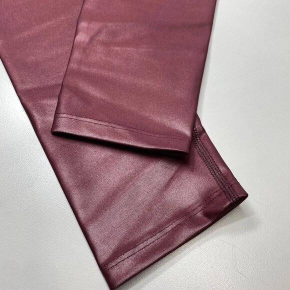 NEW THE NOLI SHOP Liquid Leggings Pinot Gloss Size M Lightweight Shine Pants - Picture 6 of 6